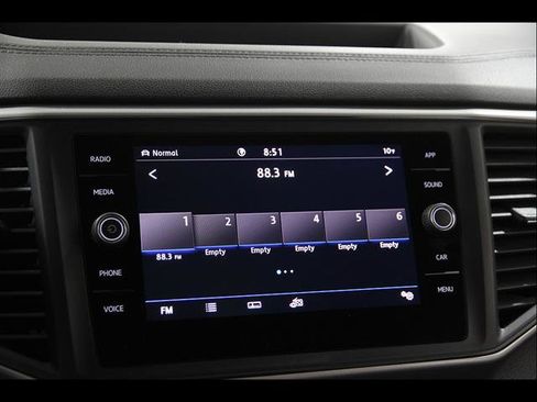 Certified 2020 Volkswagen Atlas Cross Sport SE AWD/4WD image 10