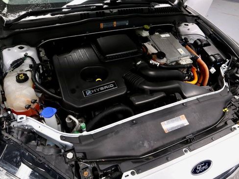 Certified 2018 Ford Fusion S image 15