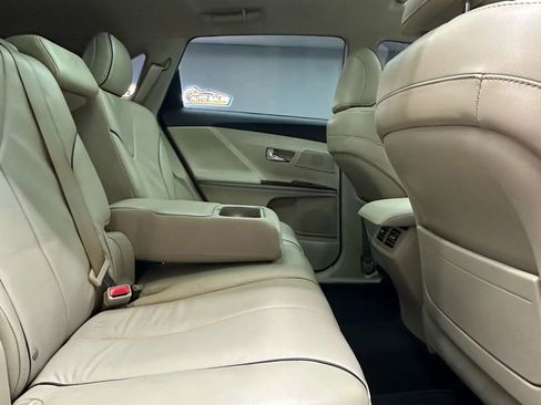 Used 2012 Toyota Venza XLE image 26