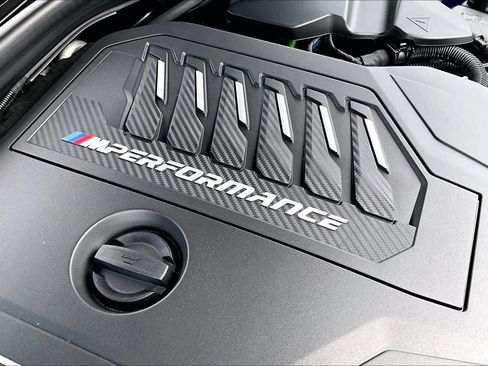 Used 2025 BMW M240i Coupe RWD image 32