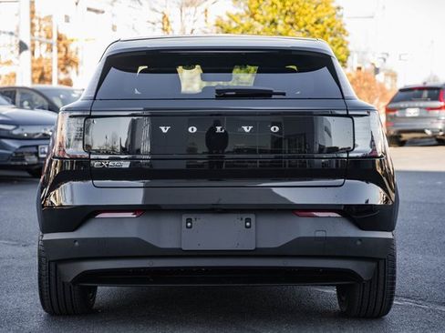 New 2026 Volvo EX30 Plus image 5