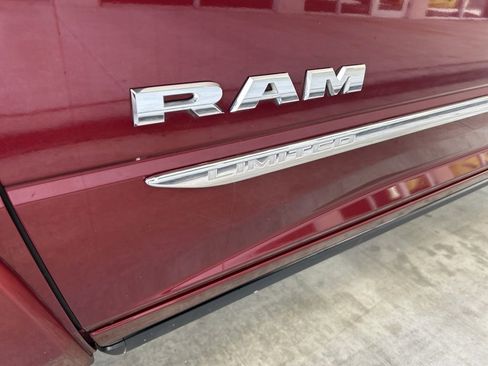 Used 2019 RAM 2500 Limited AWD/4WD image 17