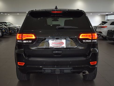Used 2021 Jeep Grand Cherokee Laredo X AWD/4WD image 10