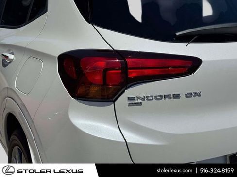 Used 2020 Buick Encore GX Select w/ Sport Touring Package AWD/4WD image 11