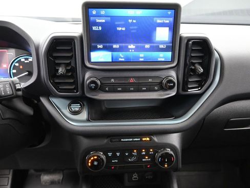 Used 2024 Ford Bronco Sport Badlands image 14