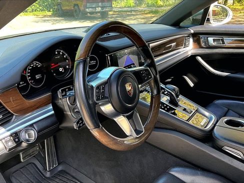Used 2017 Porsche Panamera 4S image 14