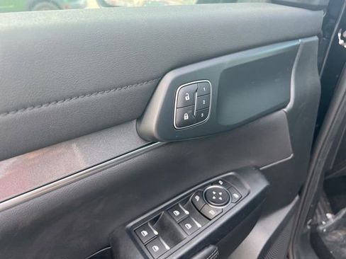 New 2025 Ford Ranger Lariat w/ FX4 Off-Road Package image 23