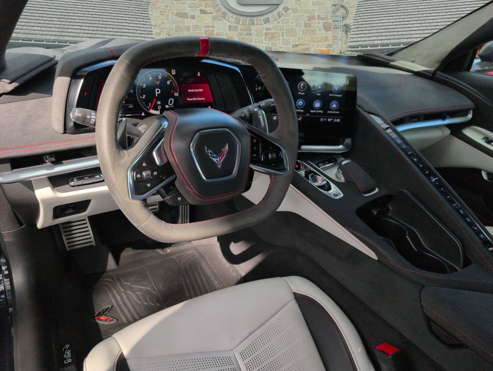 Used 2023 Chevrolet Corvette Stingray Premium Cpe RWD image 6