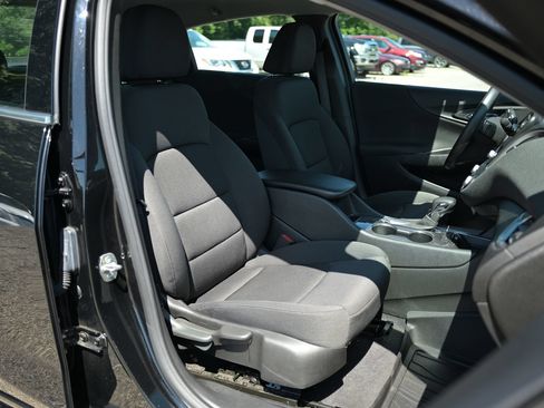 Used 2022 Chevrolet Malibu RS FWD image 43