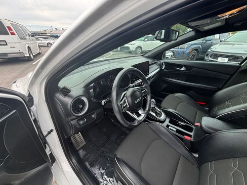 Used 2023 Kia Forte GT-Line w/ GT-Line Technology Package image 37