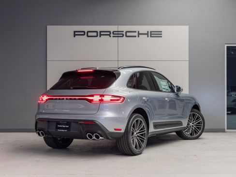 New 2026 Porsche Macan image 7