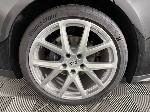 New 2025 Porsche Panamera image 13