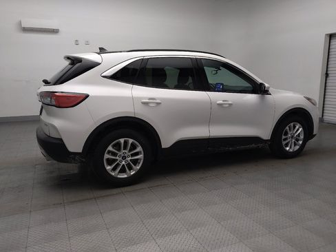 Used 2020 Ford Escape SE FWD image 10
