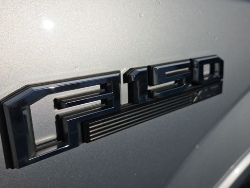 Used 2019 Ford F150 XLT w/ Equipment Group 302A Luxury RWD image 32