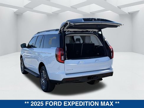 New 2025 Ford Expedition Max Active image 16