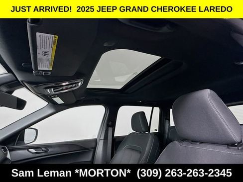 New 2025 Jeep Grand Cherokee Laredo w/ Luxury Tech Group I image 21