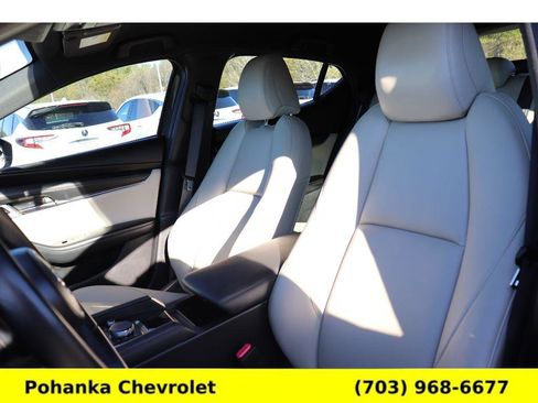 Used 2020 MAZDA MAZDA3 Hatchback w/ Preferred Package image 21