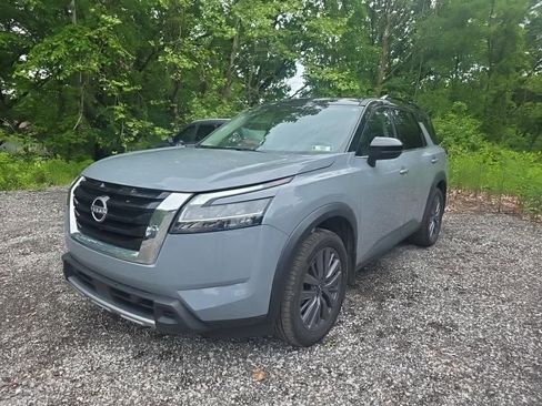 Certified 2024 Nissan Pathfinder SL w/ SL Premium Package AWD/4WD image 2