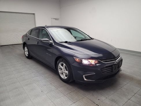 Used 2018 Chevrolet Malibu LS FWD image 13