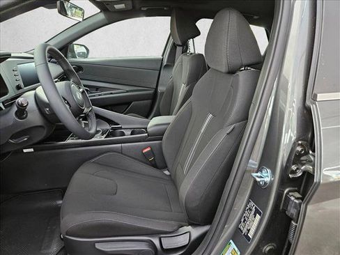 New 2026 Hyundai Elantra SEL Sport FWD image 4
