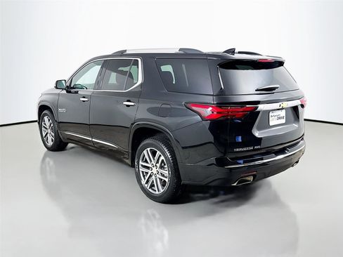Used 2023 Chevrolet Traverse High Country image 6
