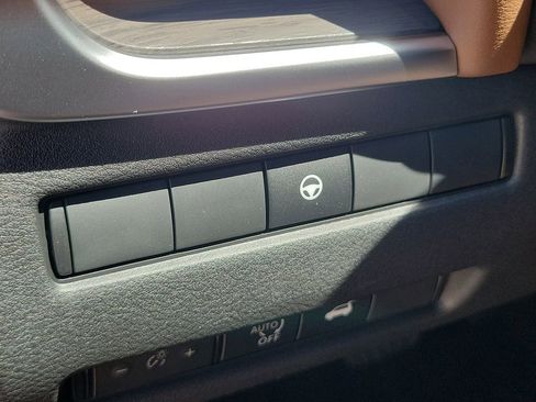 New 2026 Nissan Rogue Platinum AWD/4WD image 25