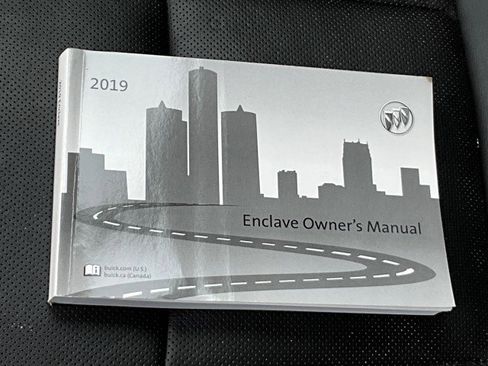 Used 2019 Buick Enclave Avenir AWD/4WD image 42