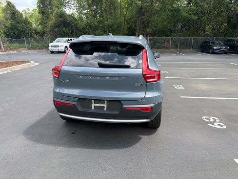 Certified 2023 Volvo XC40 B5 Plus w/ Protection Package Premier AWD/4WD image 51