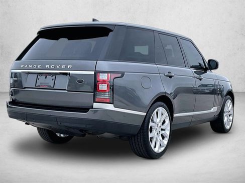 Used 2017 Land Rover Range Rover HSE image 2
