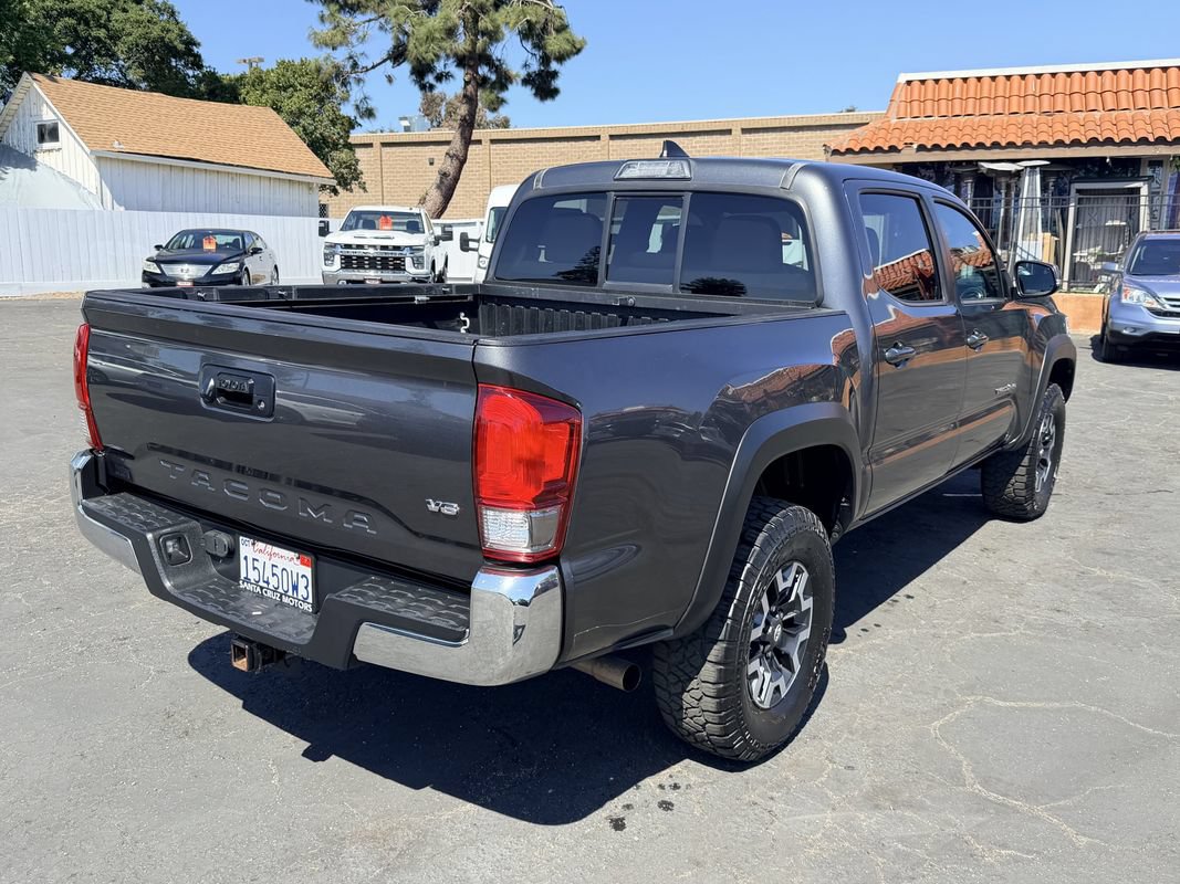 Used 2016 Toyota Tacoma TRD Off-Road w/ Towing Package RWD image 6