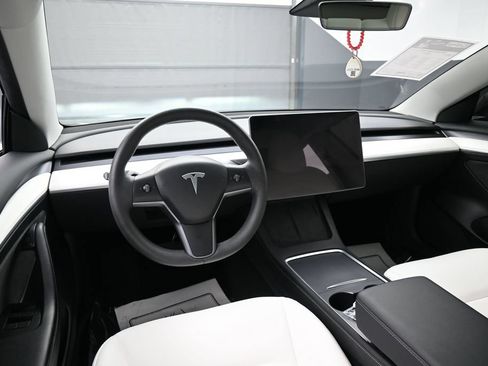 Used 2023 Tesla Model 3 Standard Range RWD image 23