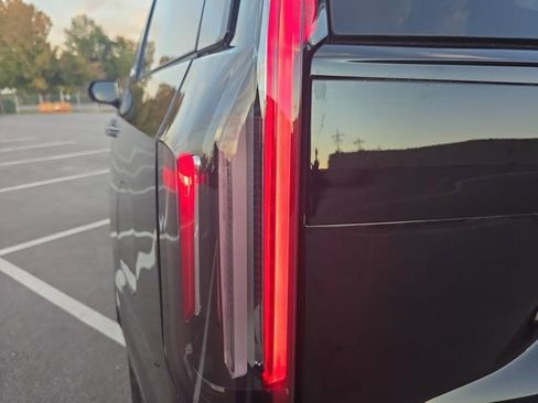 Certified 2023 Cadillac Escalade V image 35