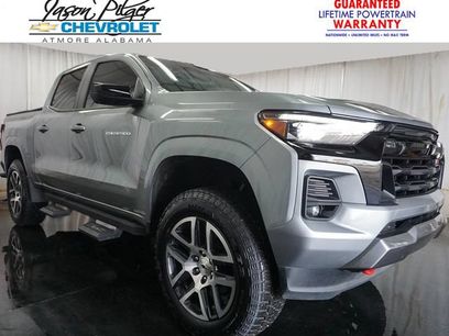 Used 2023 Chevrolet Colorado Z71 w/ Z71 Convenience Package 2