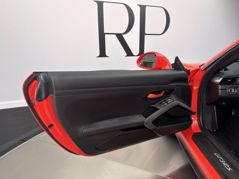 Used 2016 Porsche 911 GT3 RS RWD image 16