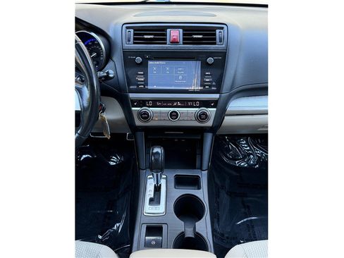 Used 2015 Subaru Outback 2.5i Premium AWD/4WD image 16