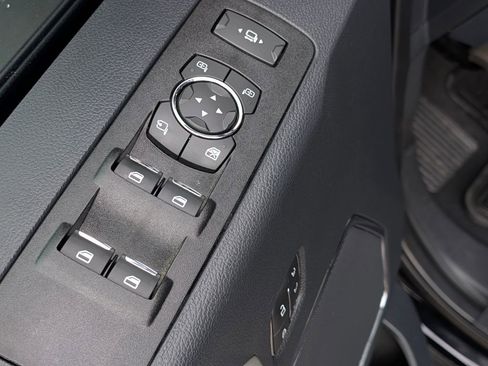 Certified 2022 Ford F250 Lariat w/ Lariat Value Package AWD/4WD image 25