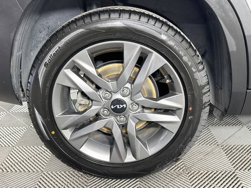 Used 2023 Kia Seltos LX AWD/4WD image 56