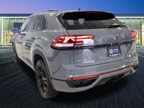 Certified 2023 Volkswagen Atlas Cross Sport SEL R-Line image 15