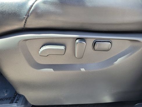 Used 2021 Nissan Armada Platinum w/ Captain's Chairs Package RWD image 28