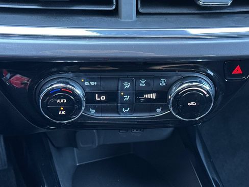 Used 2025 Chevrolet Trax ACTIV w/ Driver Confidence Package FWD image 20