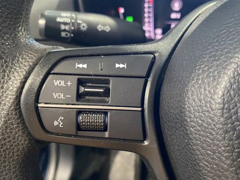 Used 2023 Honda Accord EX image 19