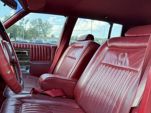 Used 1989 Cadillac Brougham image 11