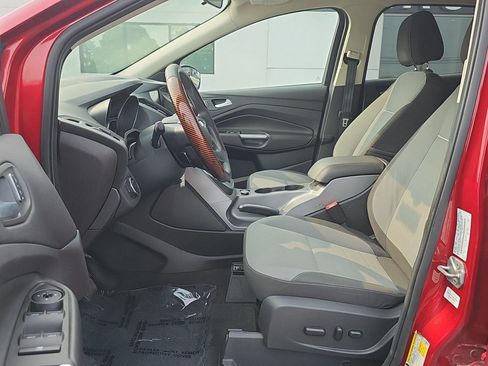 Used 2014 Ford Escape SE w/ Equipment Group 201A FWD image 12