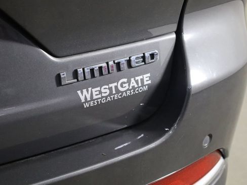 Used 2022 Jeep Grand Cherokee Limited AWD/4WD image 43