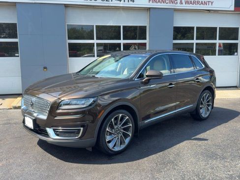 Used 2019 Lincoln Nautilus Reserve AWD/4WD image 2