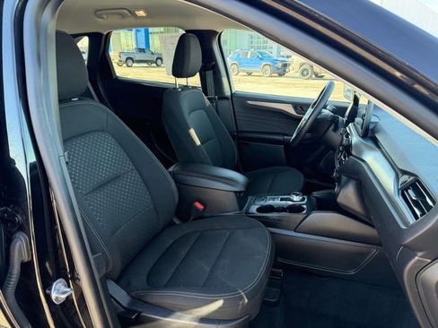Used 2025 Ford Escape Active image 19