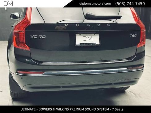 Used 2024 Volvo XC90 T8 Ultimate AWD/4WD image 48