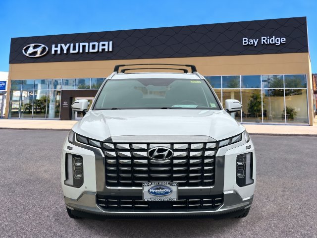 Used 2023 Hyundai Palisade Calligraphy AWD/4WD image 2