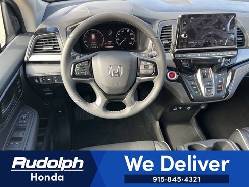 New 2026 Honda Odyssey Touring image 13