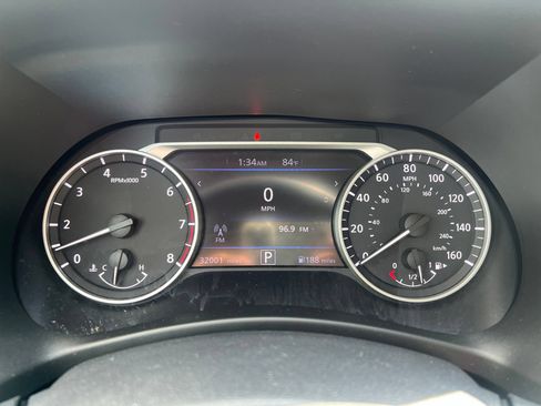 Used 2021 Nissan Sentra SV FWD image 12